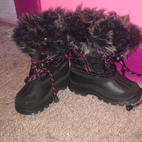 Toddler Girls Snow Boots - Picture 4 of 6